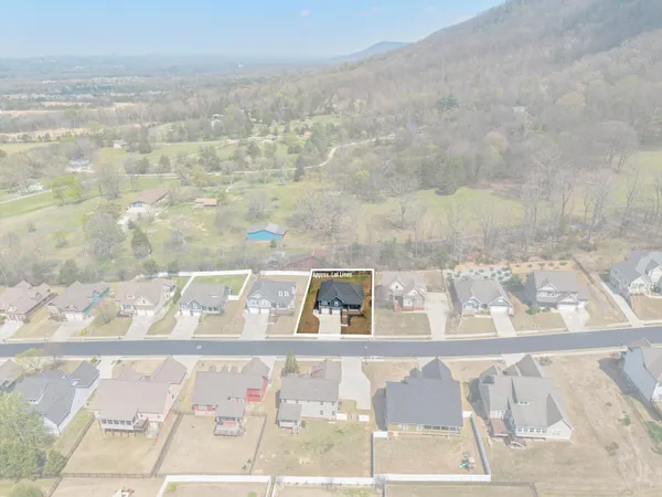 $450,000 | 8153 Perfect View, Ooltewah, TN 37363