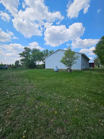 $365,000 | 23304 Highway 29, Henning, MN 56551