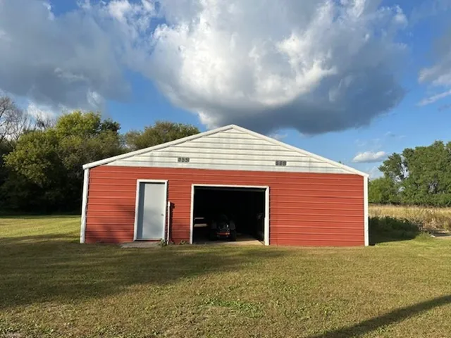 $365,000 | 23304 Highway 29, Henning, MN 56551