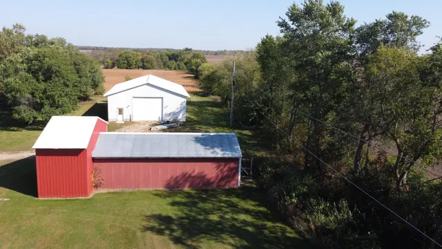 $365,000 | 23304 Highway 29, Henning, MN 56551