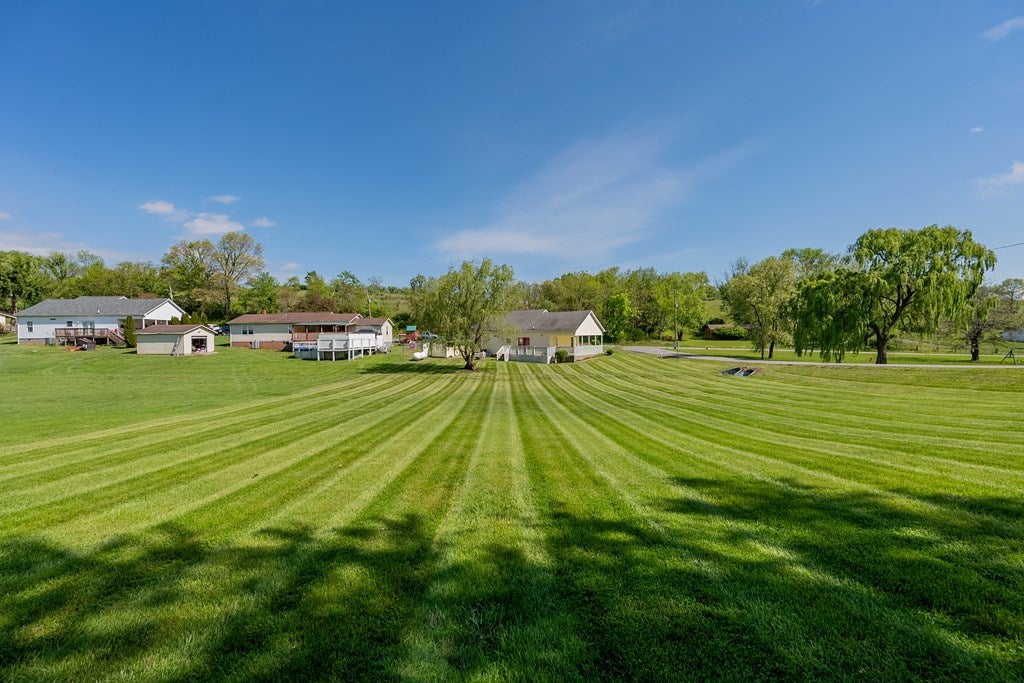 105 Sunny Road Max Meadows, VA 24360 - Photo 45 of 54 Gallery Image 45