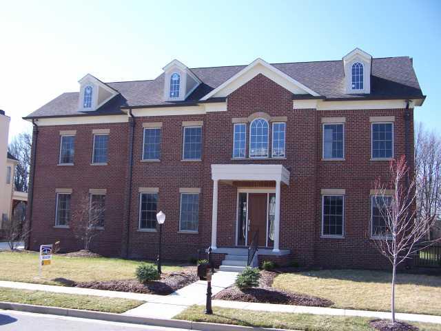 2345 Finchley Road Carmel, IN 46032 - Photo 1 of 12 Gallery Image 1