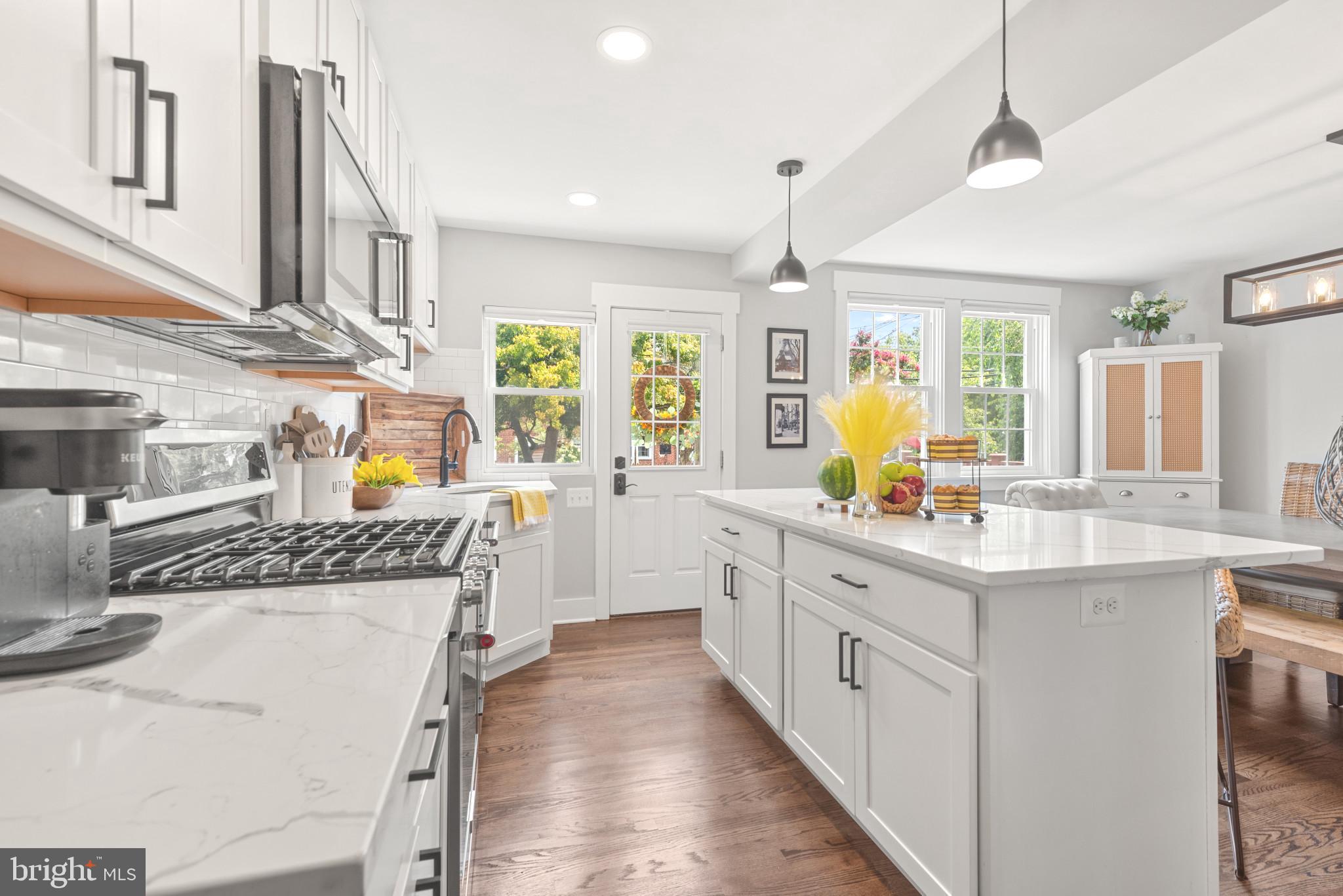 203 Blenheim Road Baltimore, MD 21212 - Photo 1 of 42