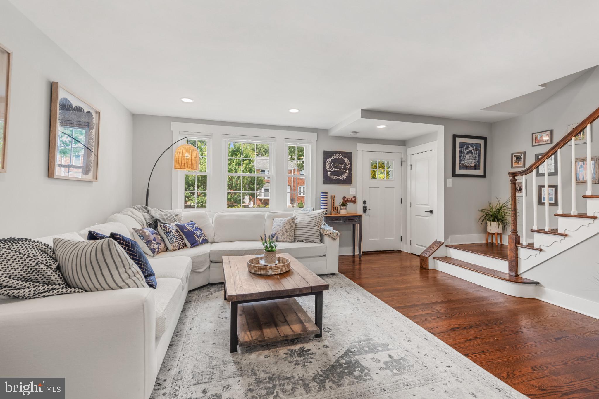203 Blenheim Road Baltimore, MD 21212 - Photo 4 of 42
