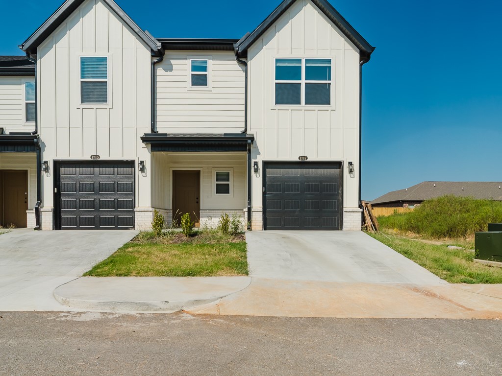 1717 Cuppett Circle Pea Ridge, AR 72751 - Photo 1 of 27 Gallery Image 1