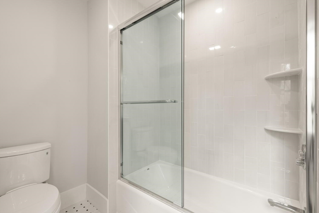 16 R Eldor Drive Walpole, MA 02071 - Photo 34 of 40