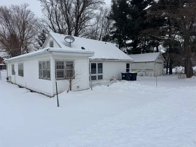 $79,900 | 206 South Street, Camp Douglas, WI 54618