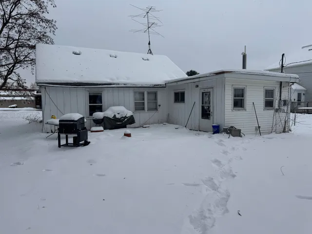 $79,900 | 206 South Street, Camp Douglas, WI 54618