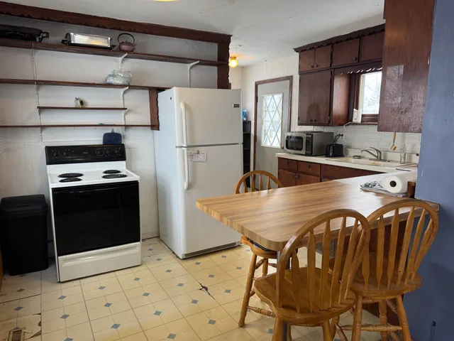 $79,900 | 206 South Street, Camp Douglas, WI 54618