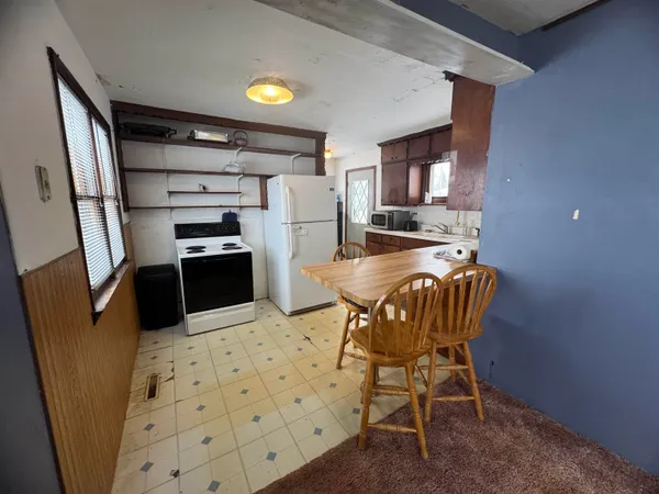 $79,900 | 206 South Street, Camp Douglas, WI 54618