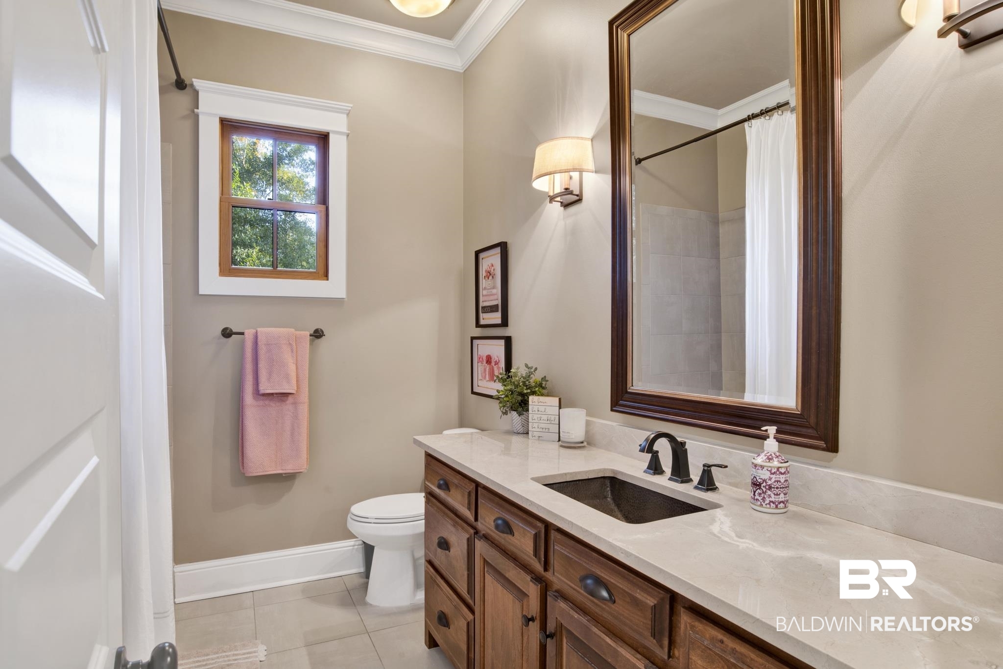 11097 Redfern Road Daphne, AL 36526 - Photo 24 of 50 Guest Bath