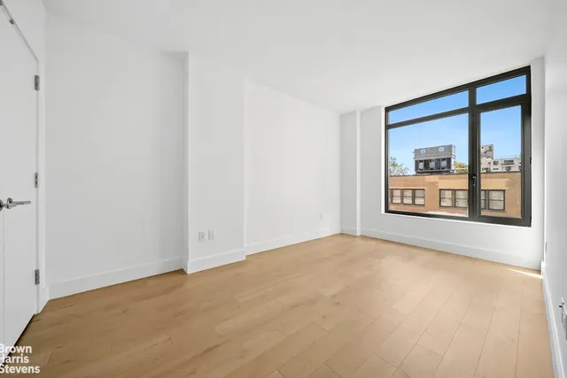$925,000 | 319 Schermerhorn Street, Unit 4A | Downtown Brooklyn