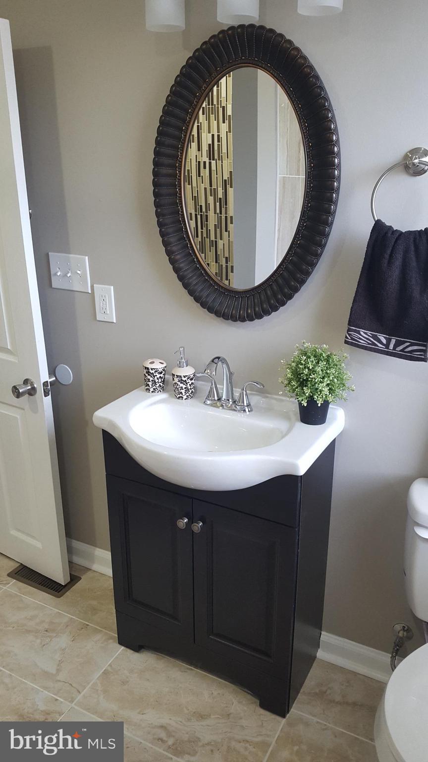 1403 Kingsway Road Baltimore, MD 21218 - Photo 25 of 30