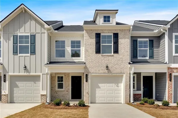 $259,990 | 107 Village Green Drive, Unit 170, Adairsville, GA 30103