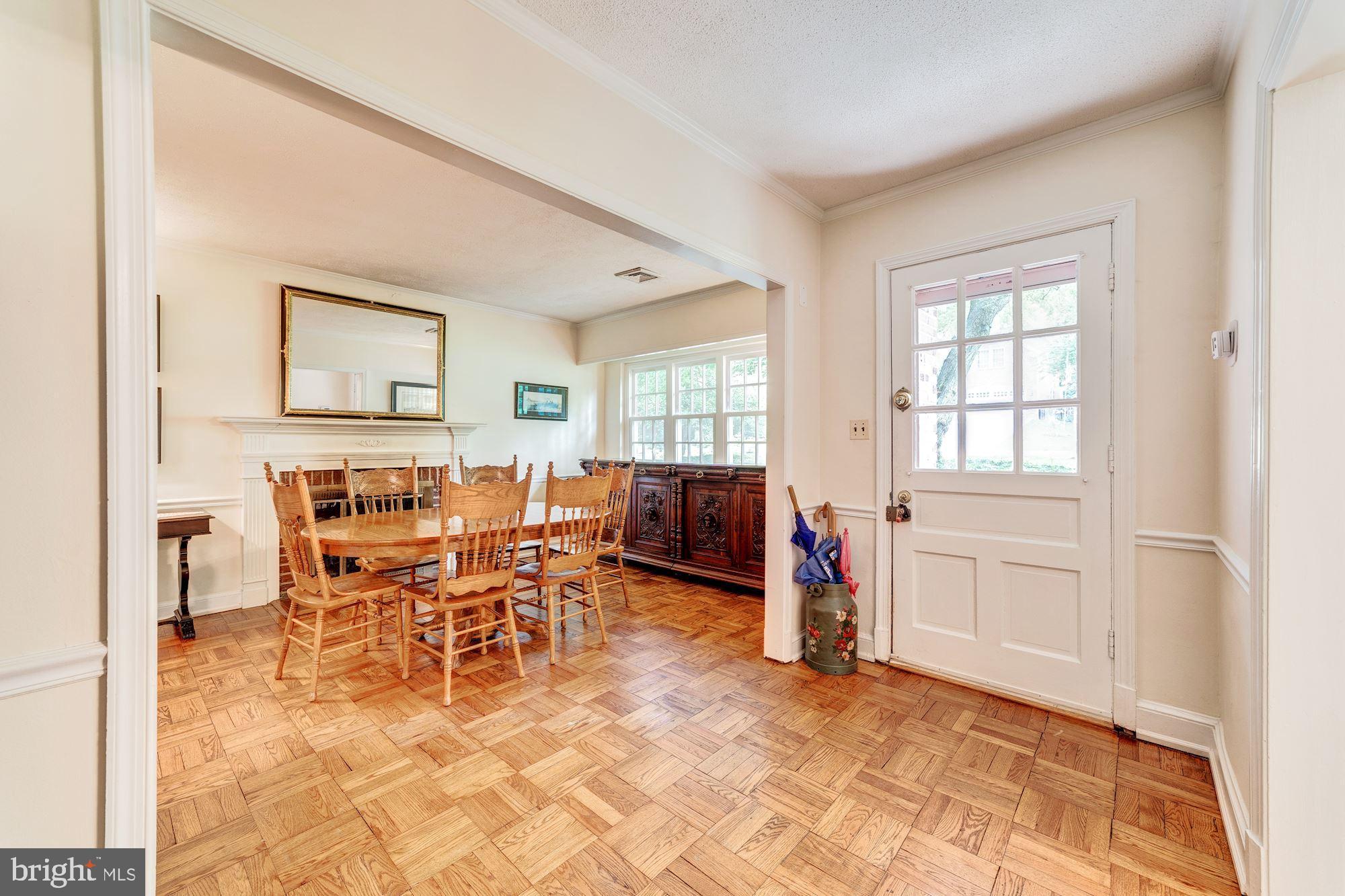 1119 Greenway Road Alexandria, VA 22308 - Photo 29 of 55 Interior