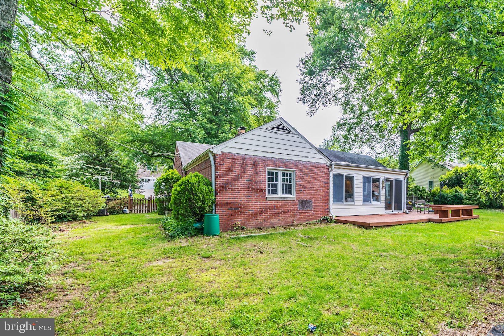 1119 Greenway Road Alexandria, VA 22308 - Photo 34 of 55 Yard
