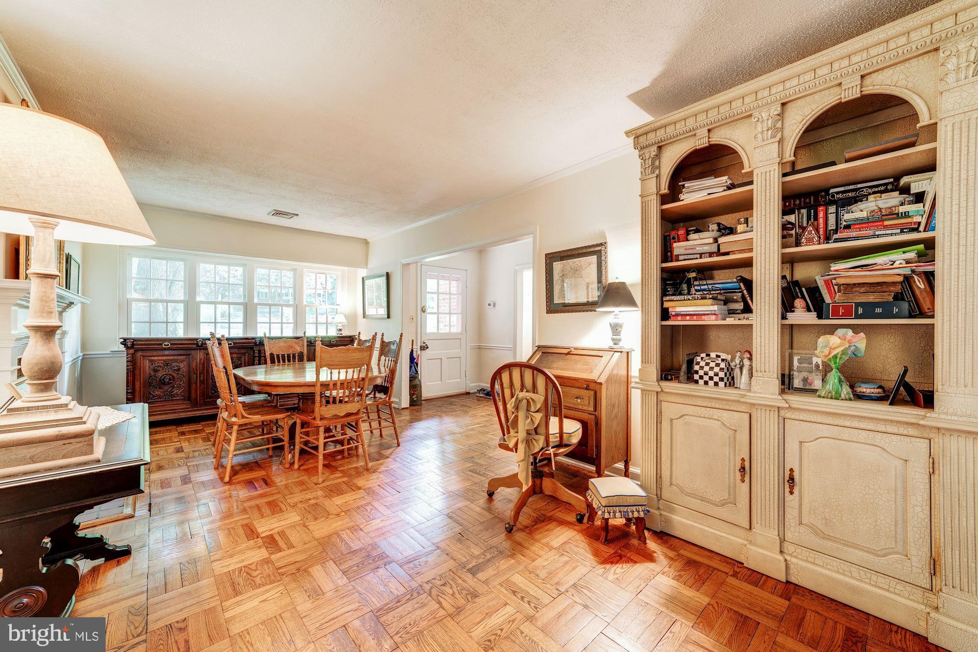1119 Greenway Road Alexandria, VA 22308 - Photo 55 of 55 Large living room; versatile floor plan throughout