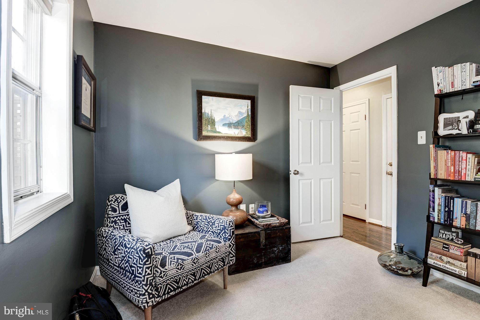 1644 Bennington Hollow Lane Reston, VA 20194 - Photo 13 of 29 Main floor bedroom or office