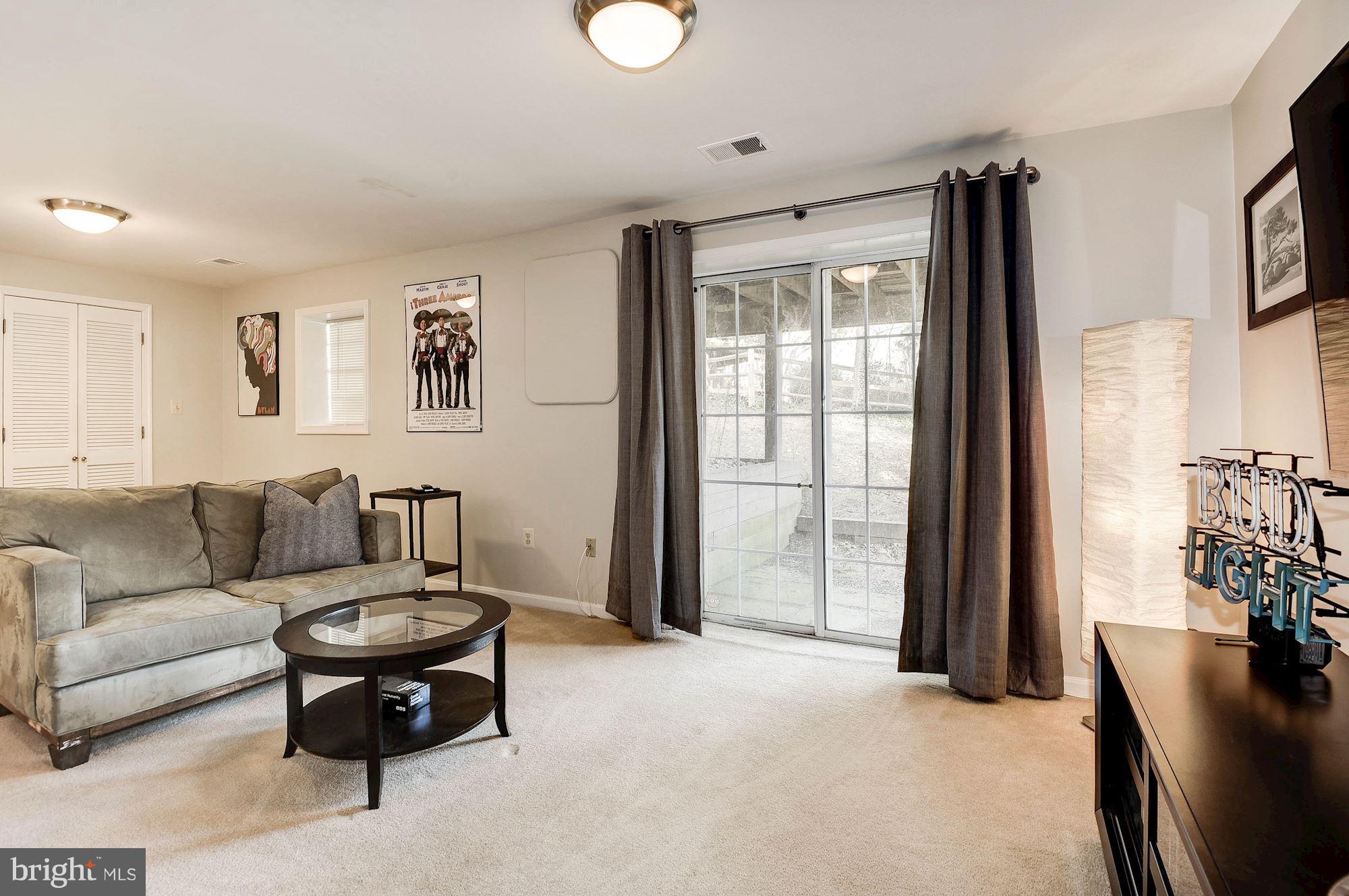 1644 Bennington Hollow Lane Reston, VA 20194 - Photo 27 of 29 Recreation room/den
