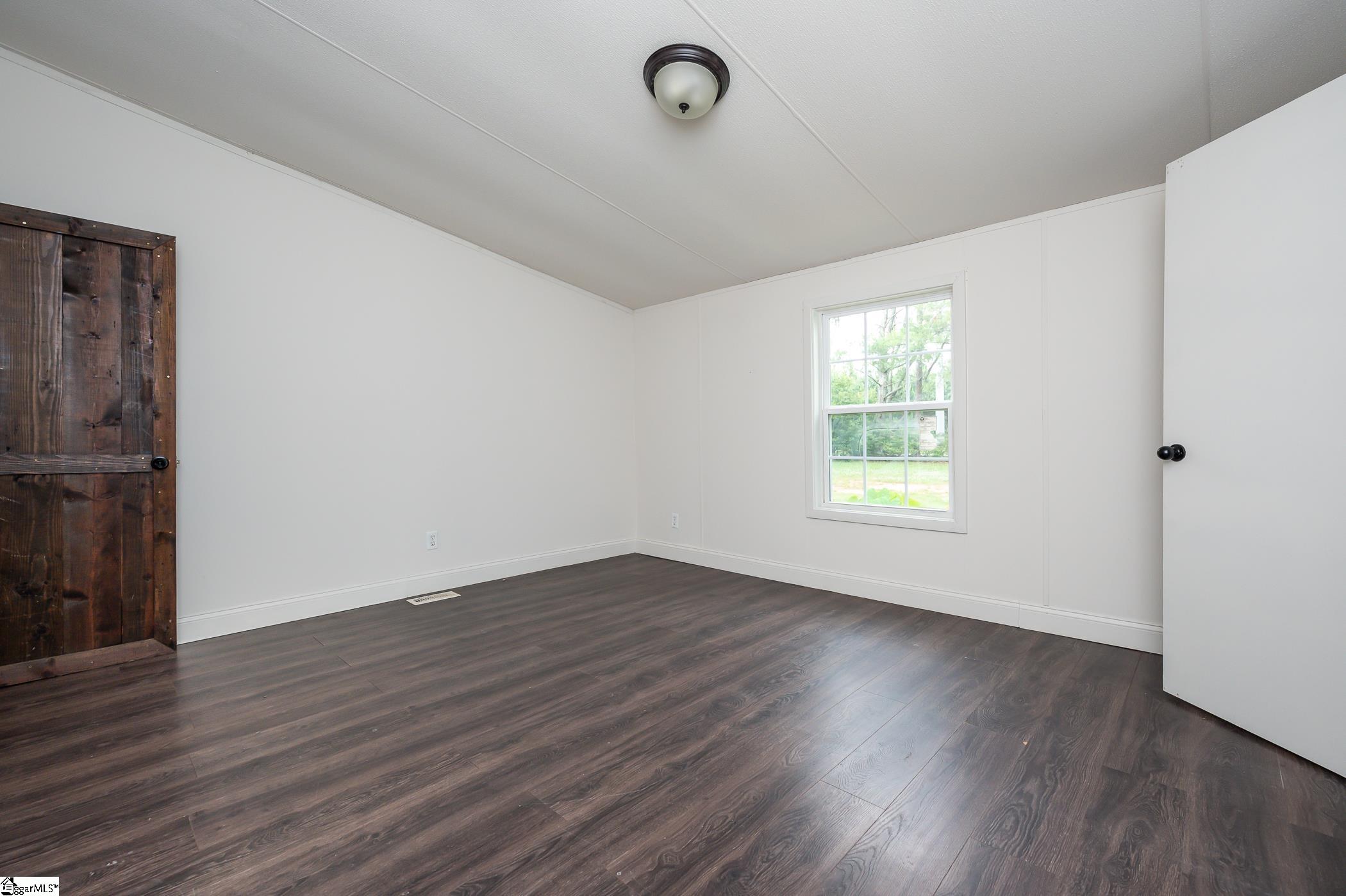 3185 Scuffletown Road Fountain Inn, SC 29644 - Photo 28 of 32
