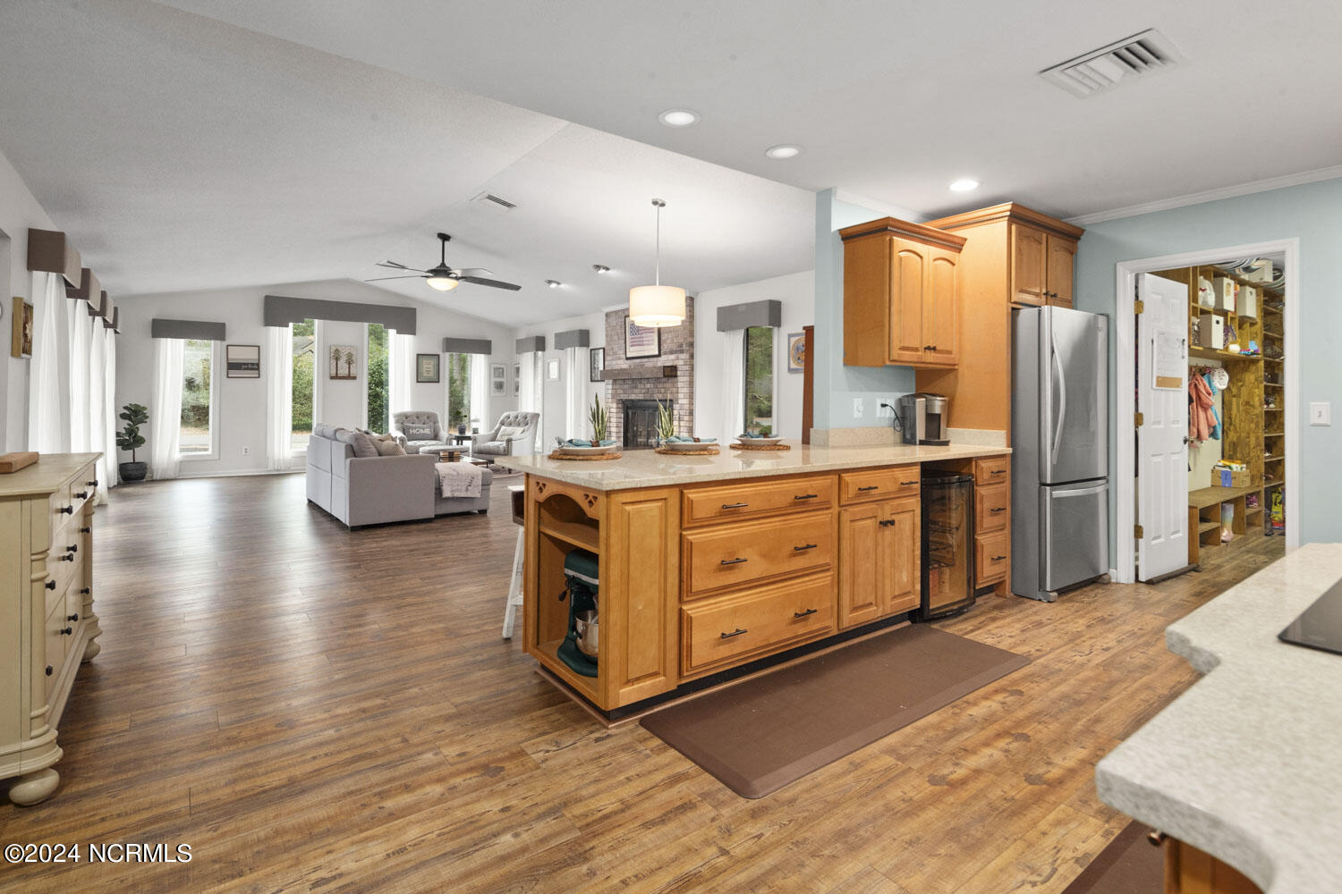 15 Pine Meadows Road Pinehurst, NC 28374 - Photo 6 of 18 Granite counter tops