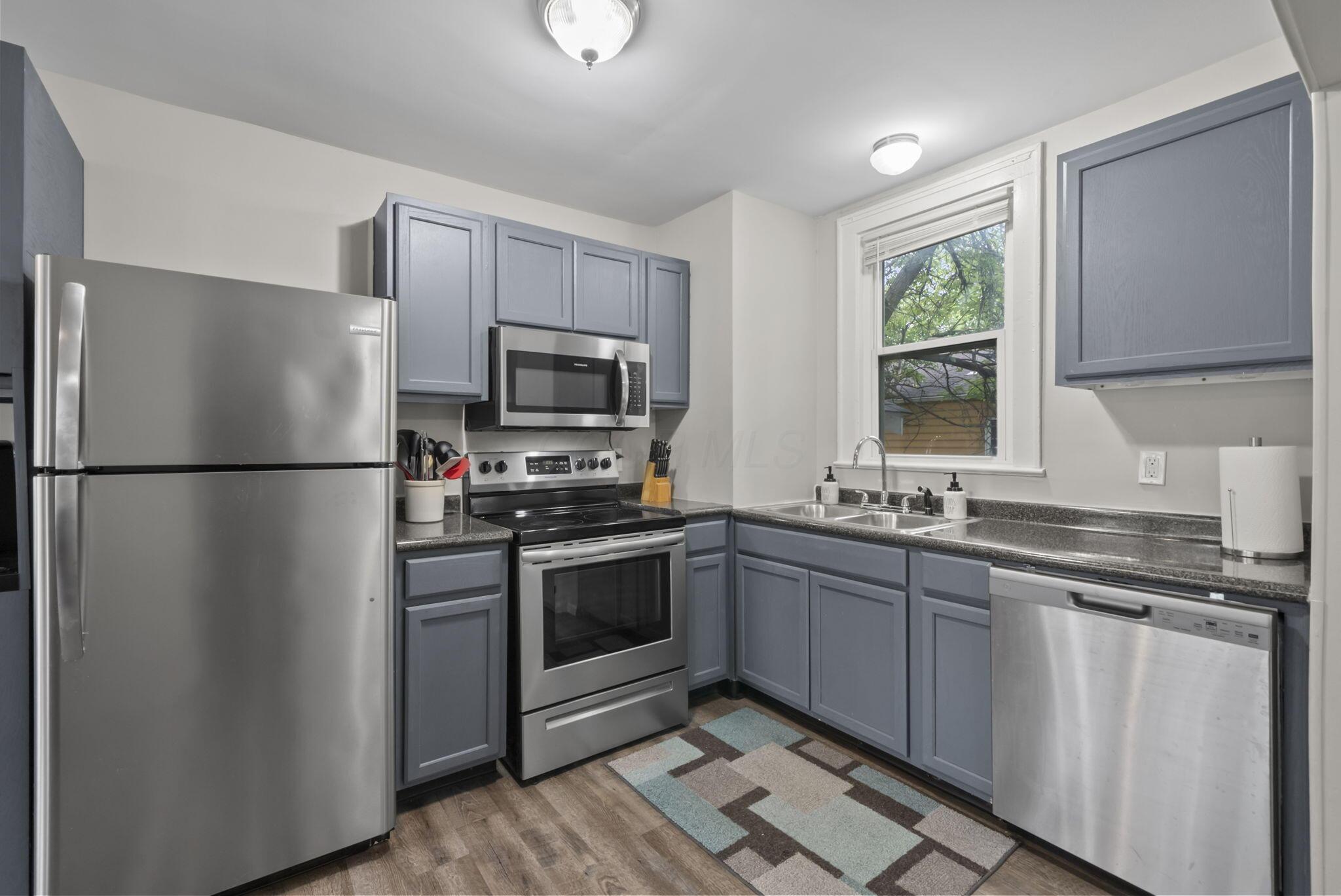 202 Williams Road Columbus, OH 43207 - Photo 11 of 50 Kitchen