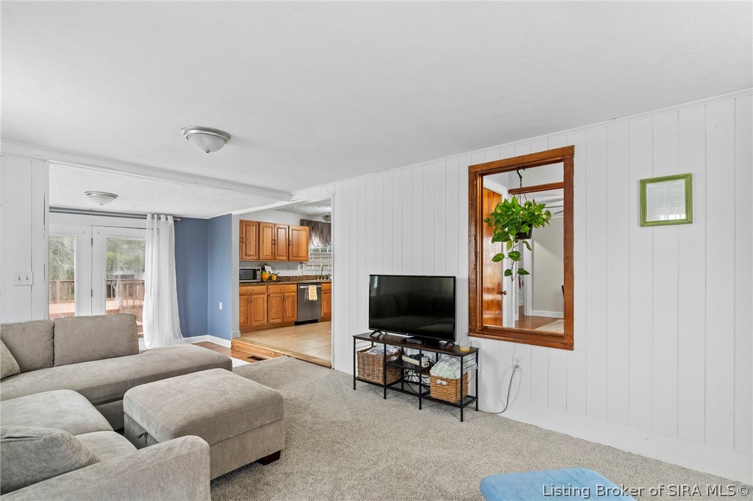 572 South Grange Hall Road Hanover, IN 47243 - Photo 3 of 28