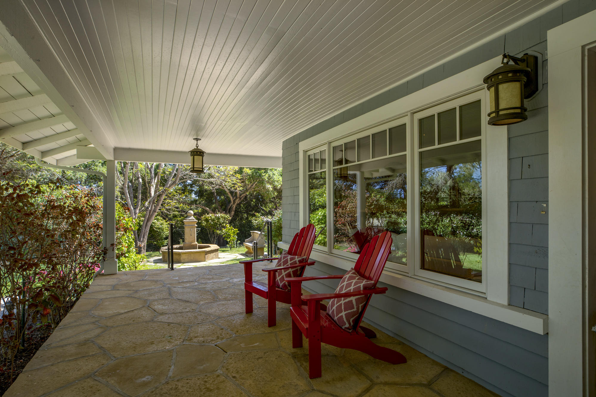 329 San Ysidro Road Santa Barbara, CA 93108 - Photo 8 of 30 Covered porch