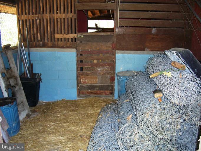 2707 Hidden Valley Road Accokeek, MD 20607 - Photo 14 of 26 Stable stall #1