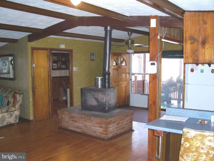 2707 Hidden Valley Road Accokeek, MD 20607 - Photo 4 of 26 Family Room