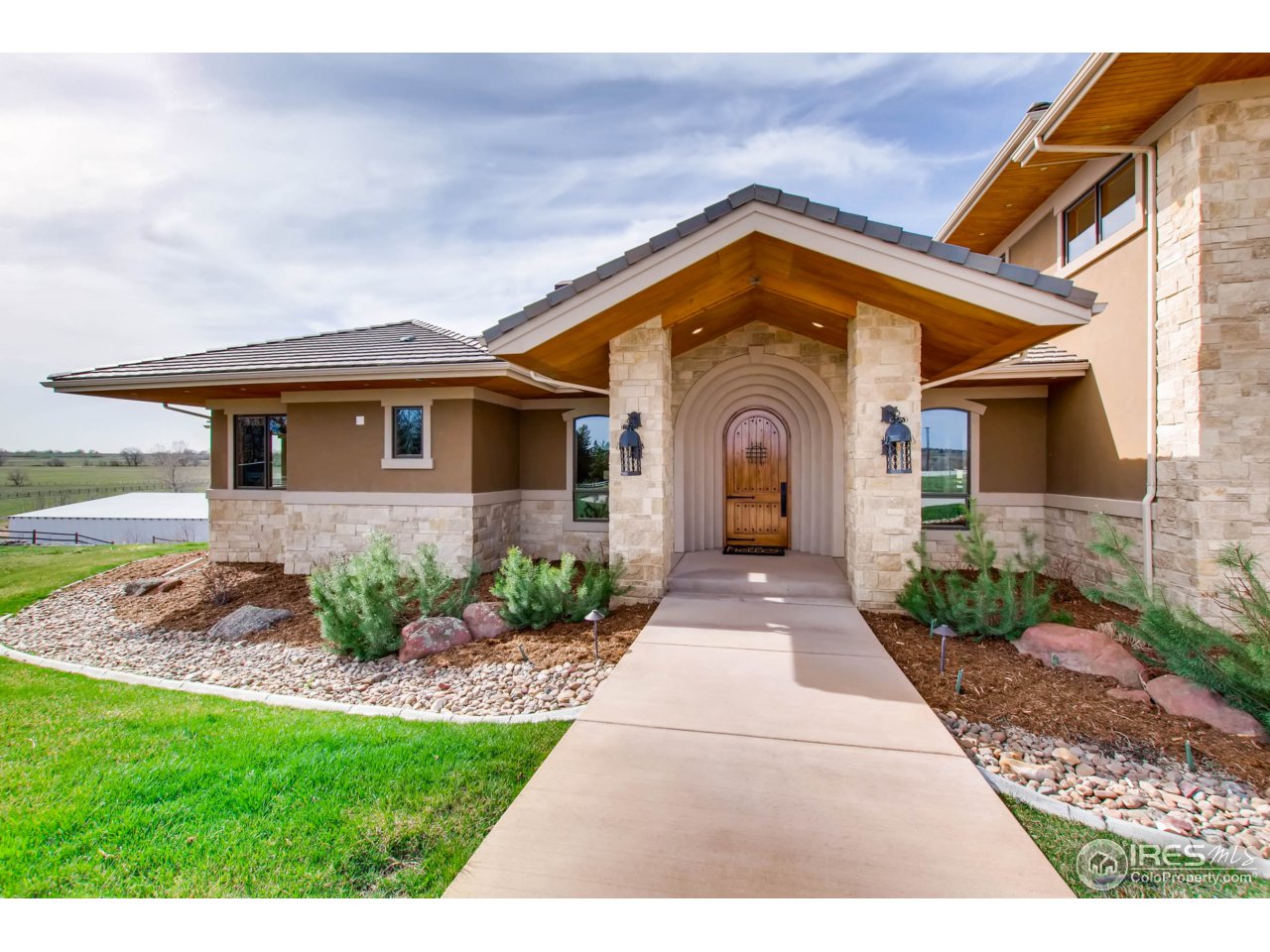 8446 Valmont Road Boulder, CO 80301 - Photo 4 of 40 Welcome Home