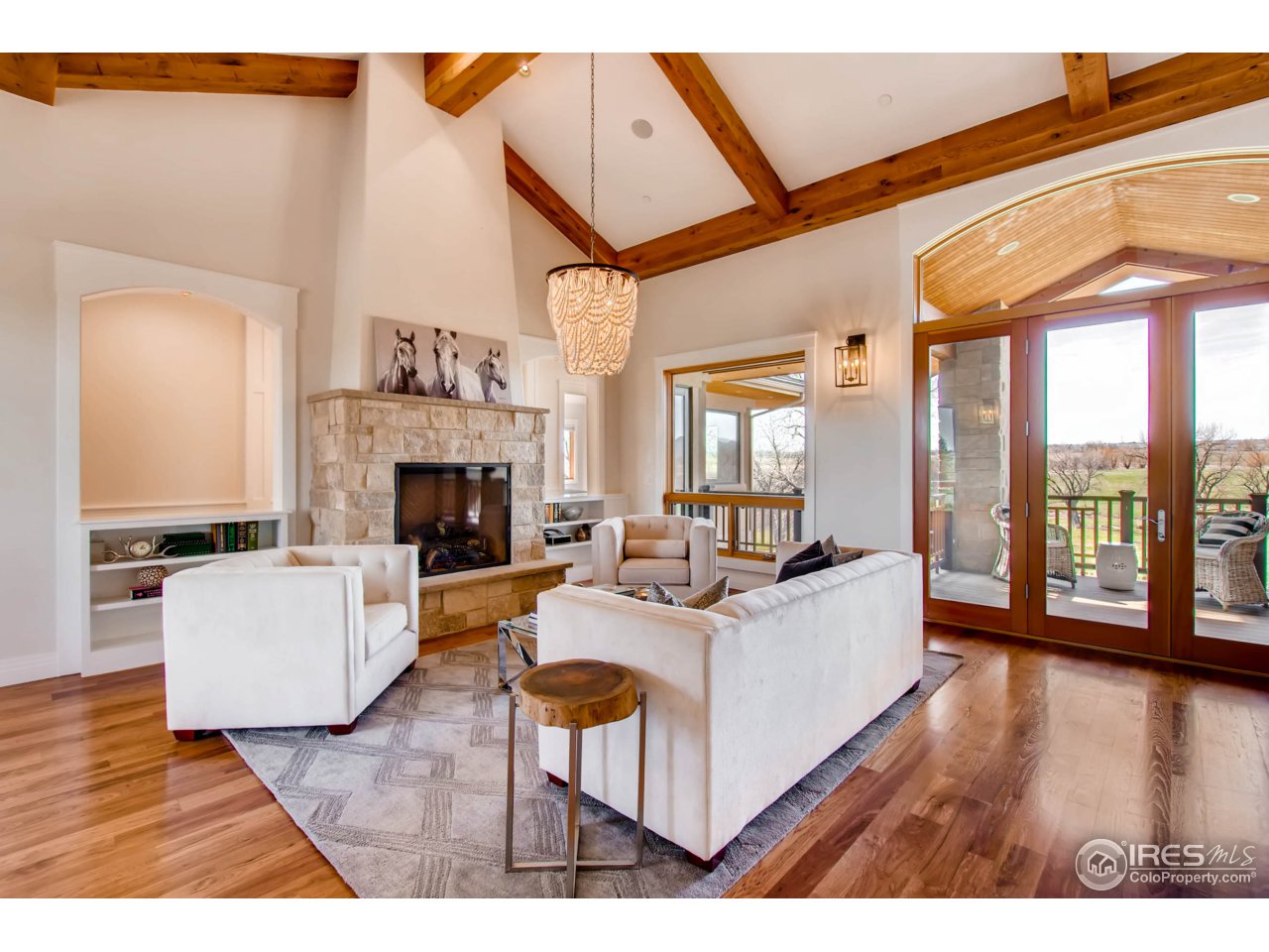 8446 Valmont Road Boulder, CO 80301 - Photo 5 of 40 Living Room