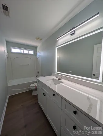 $1,995 | 11307 Breezehill Lane, Charlotte, NC 28262