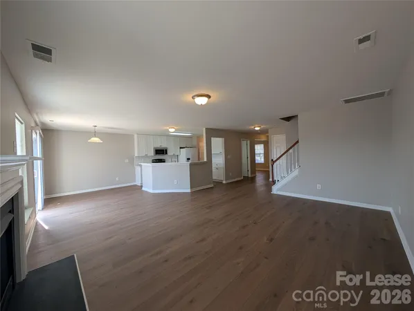 $1,995 | 11307 Breezehill Lane, Charlotte, NC 28262