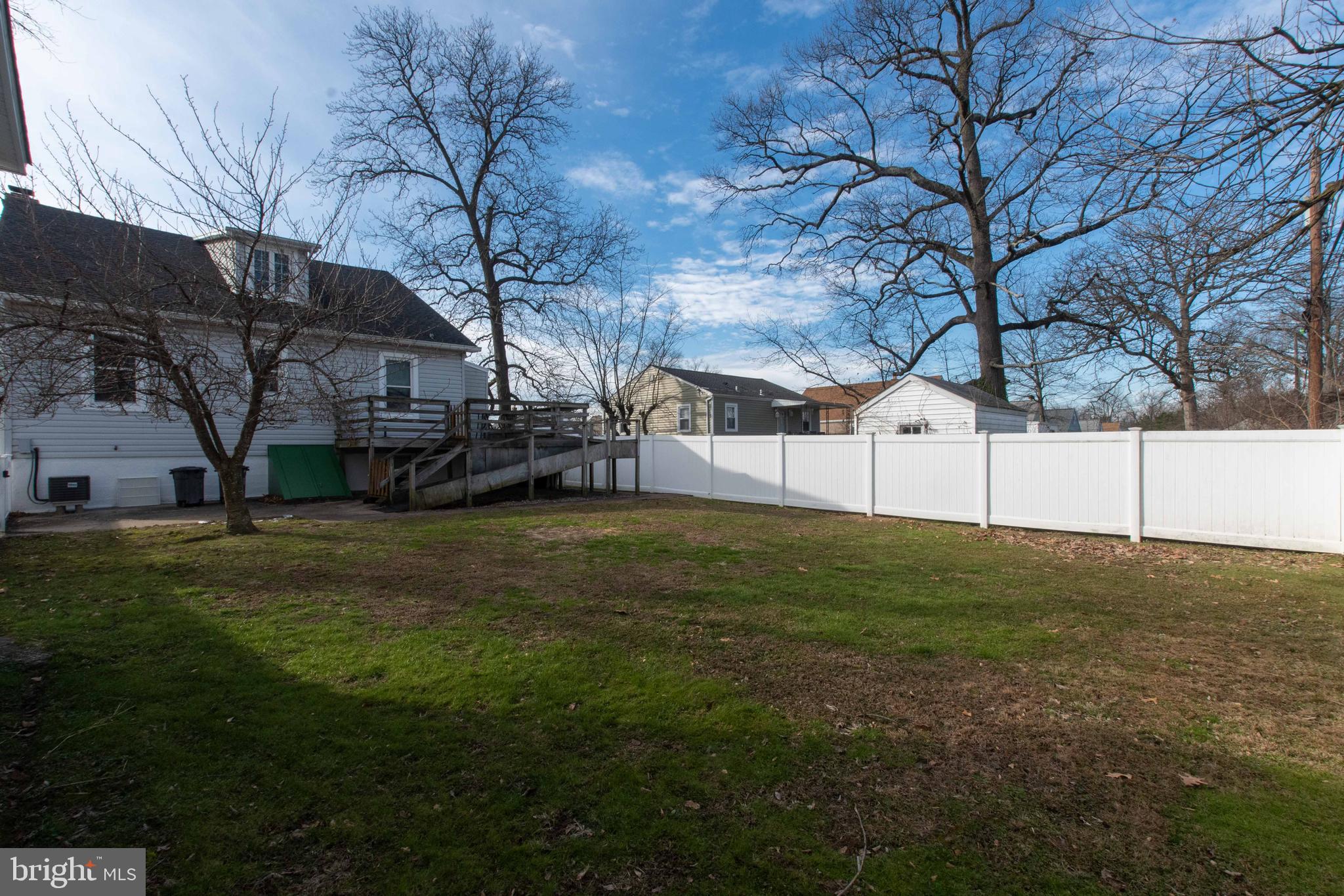 2526 Wycliffe Road Baltimore, MD 21234 - Photo 41 of 56 Huge yard