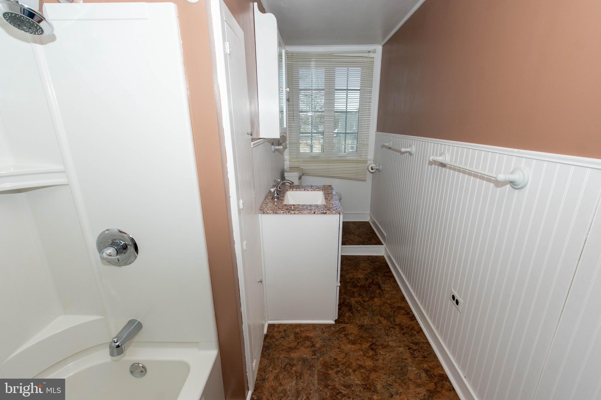2526 Wycliffe Road Baltimore, MD 21234 - Photo 52 of 56 Hall Bath