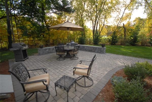 96 Burnham Road Andover, MA 01810 - Photo 24 of 29 Gallery Image 24