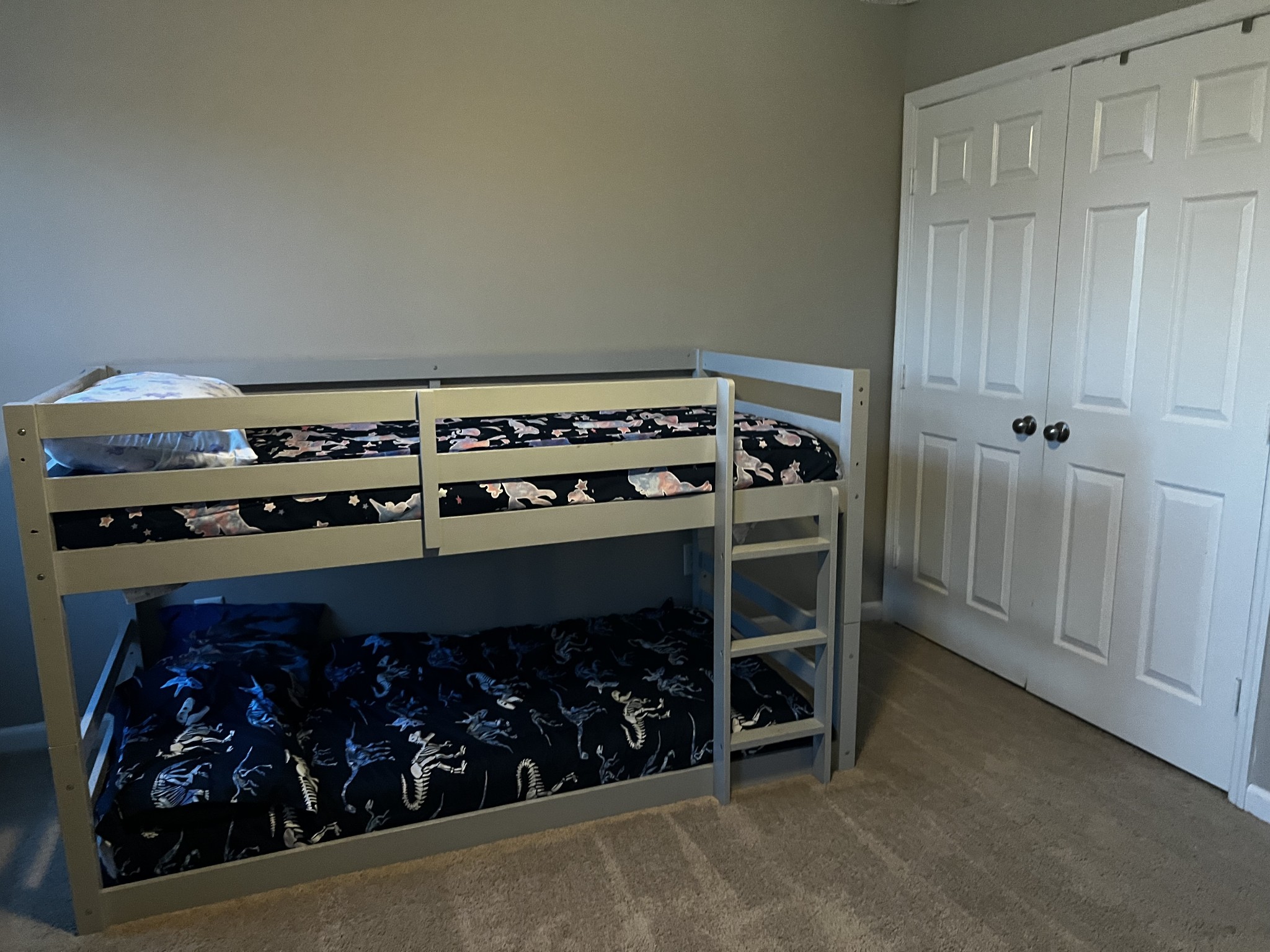 305 Duncan Lane Winchester, TN 37398 - Photo 30 of 34 a close up of a stove