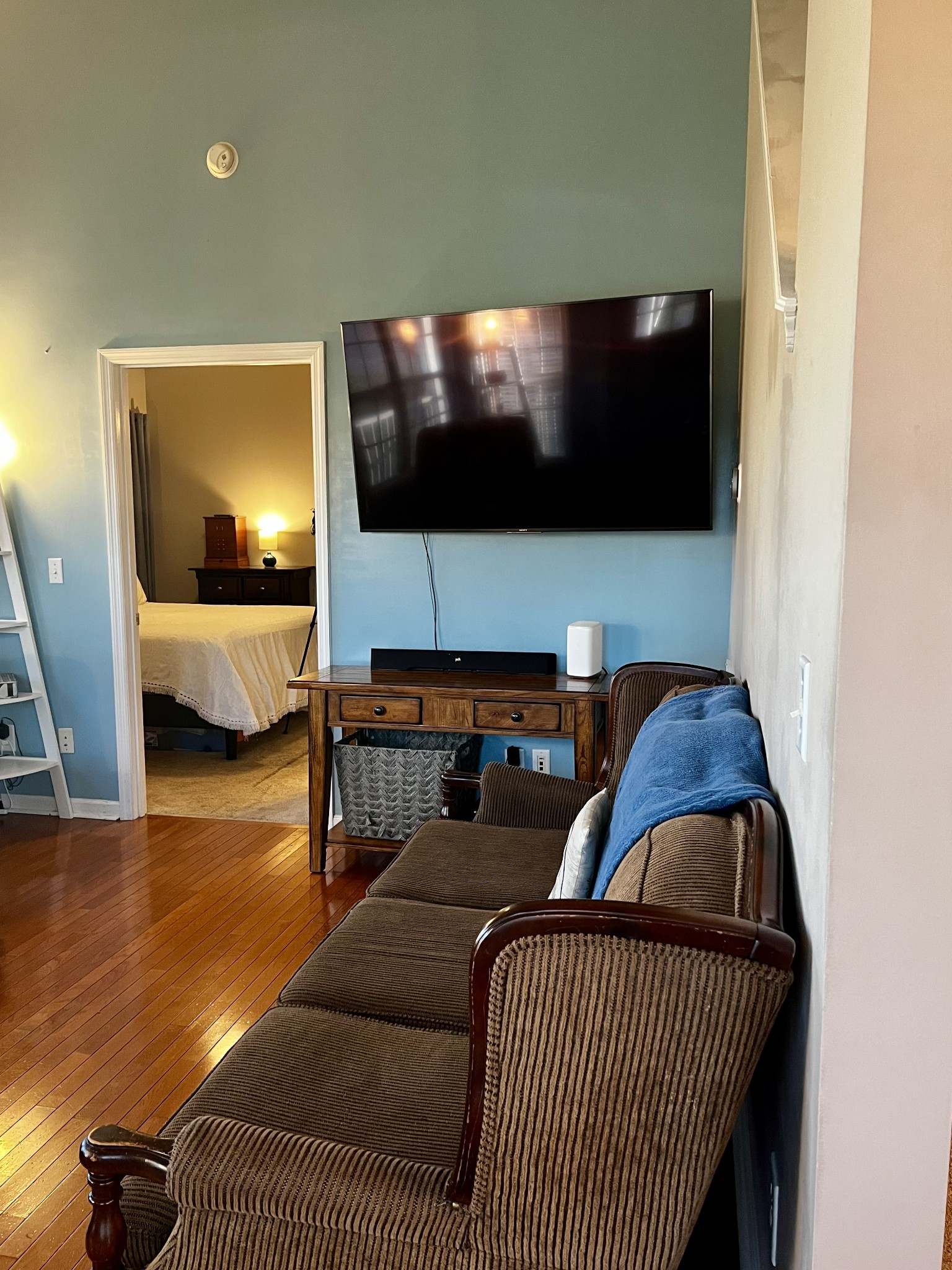 305 Duncan Lane Winchester, TN 37398 - Photo 9 of 34 a living room with furniture and a flat screen tv