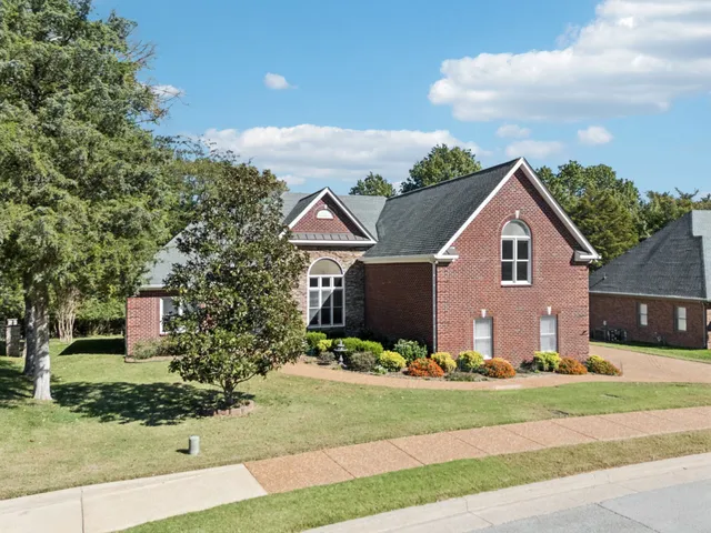 $684,500 | 2236 Seven Points Circle, Hermitage, TN 37076