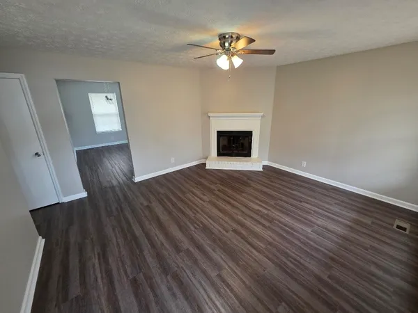 $1,850 | 812 Shawnwood Circle, Nashville, TN 37218