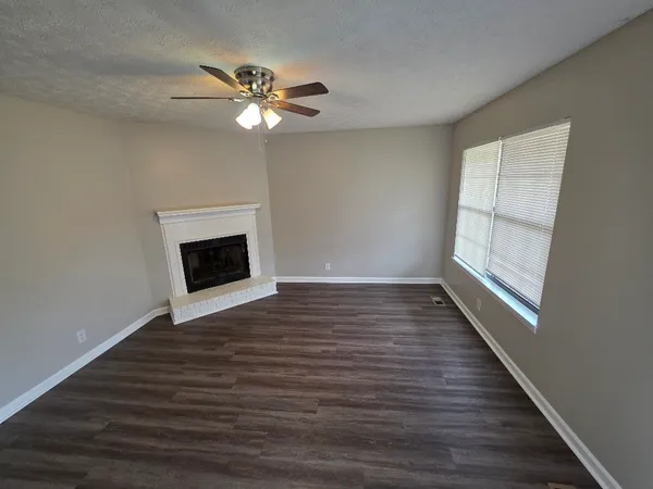 $1,850 | 812 Shawnwood Circle, Nashville, TN 37218