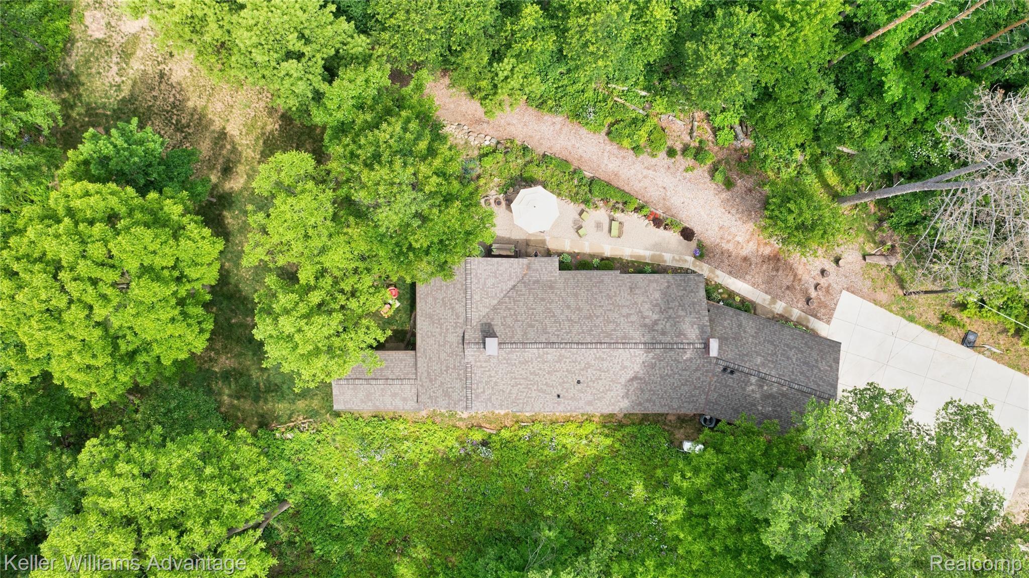 24675 Farmington Road Farmington, MI 48336 - Photo 23 of 23 Overhead view.jpg