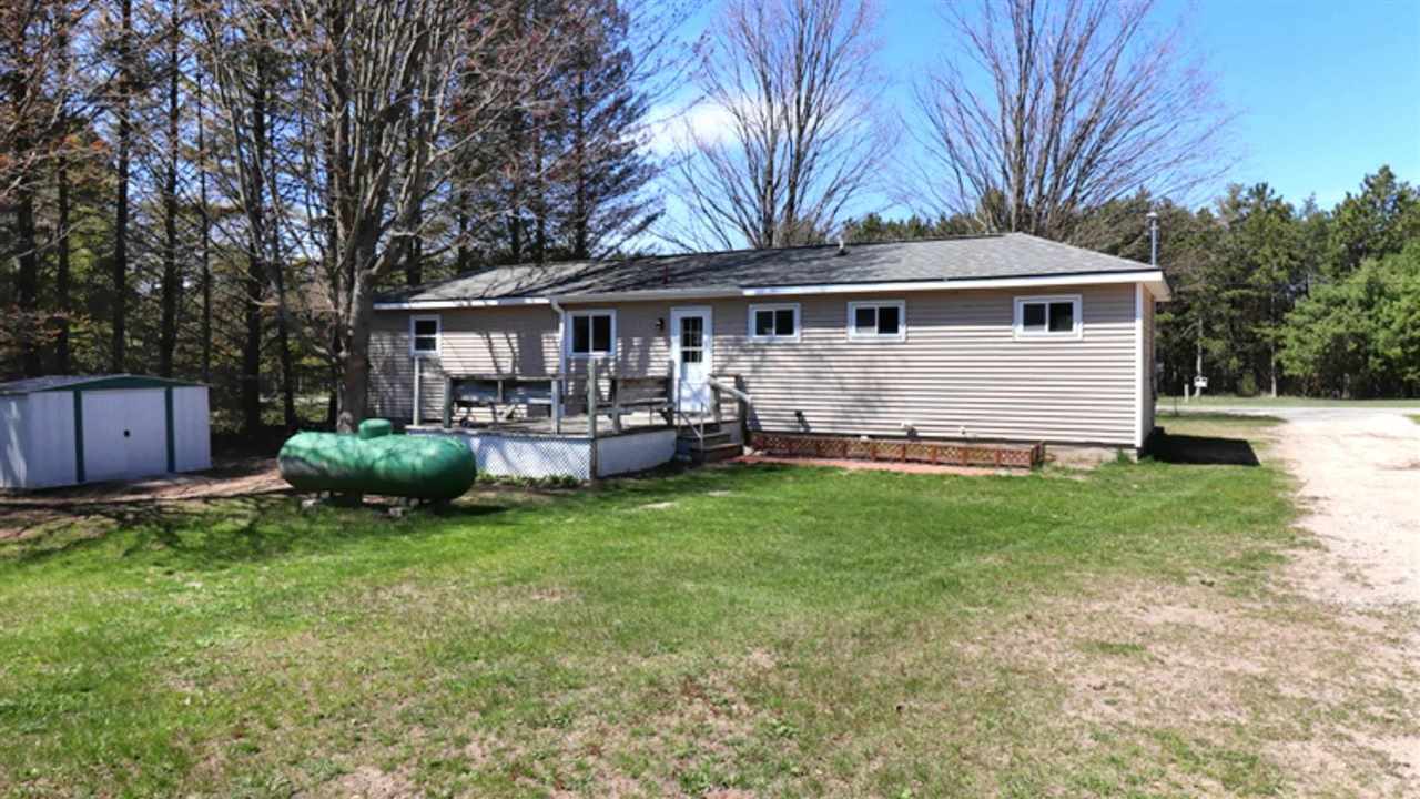 7093 Demerly Road Benzonia, MI 49616 - Photo 7 of 19 1874568-6.JPG