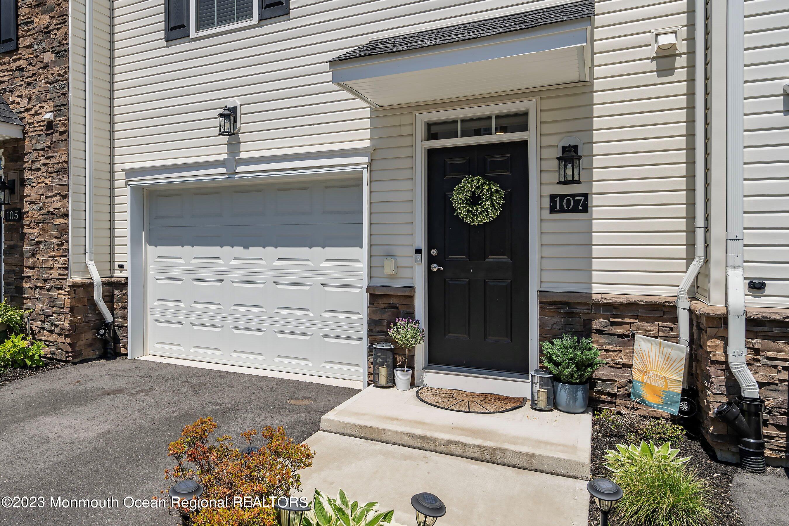 107 Revival Road Brick, NJ 08723 - Photo 8 of 41 09-Front Entry 1