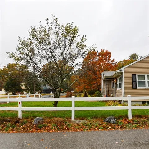 $285,000 | 6 Leicester Street, Billerica, MA 01862