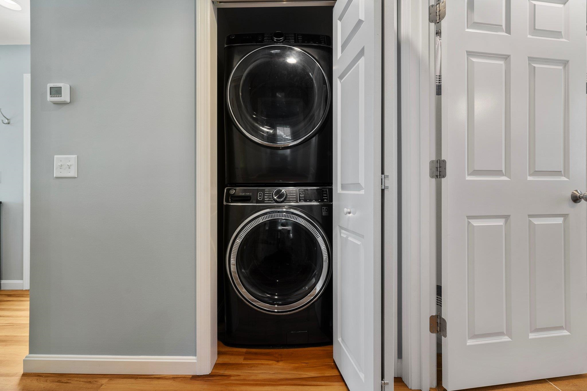 4 West Shore Drive Sandown, NH 03873 - Photo 14 of 39