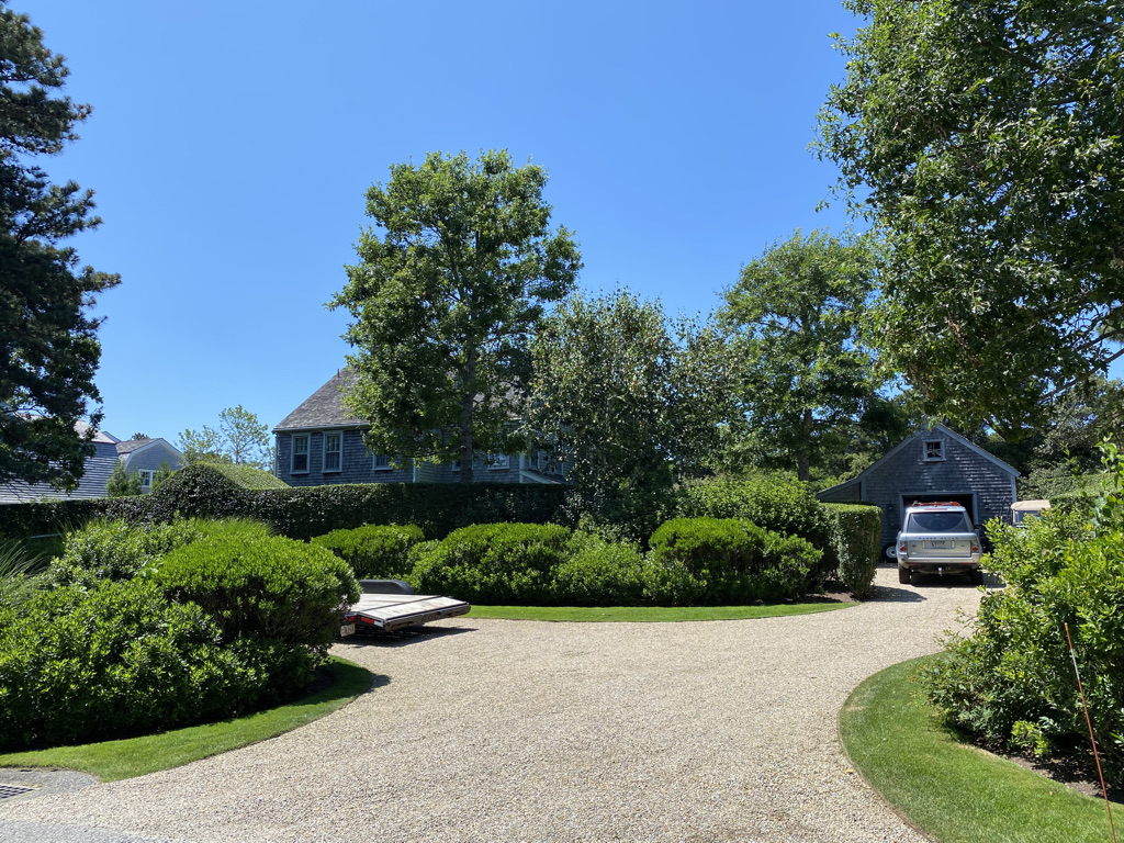 4 Sheep Commons Lane Nantucket, MA 02554 - Photo 1 of 26 Gallery Image 1