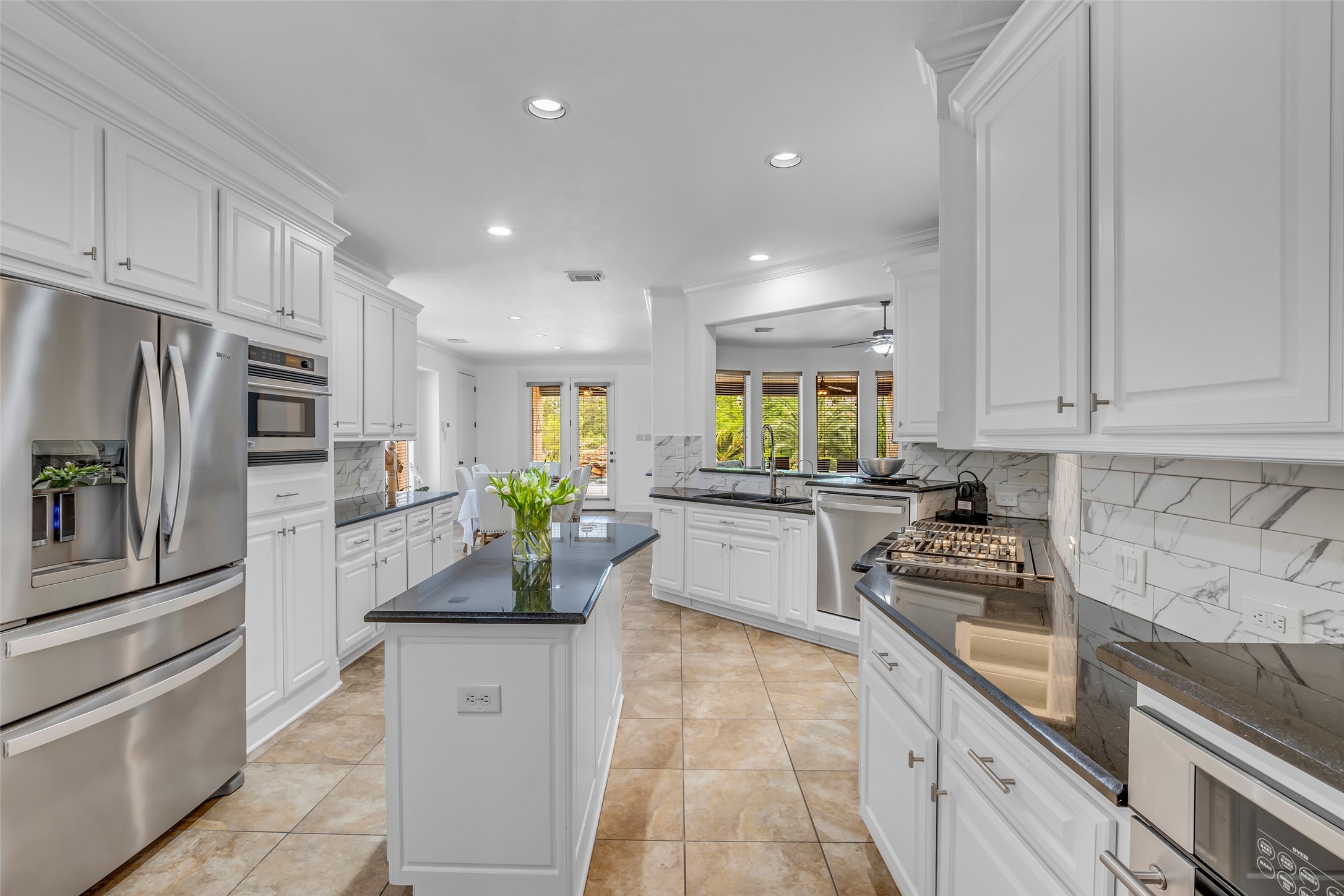 3 Mosaic Point Place Spring, TX 77389 - Photo 15 of 46