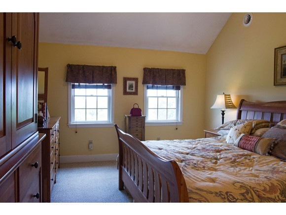 136 Maplewold Road Weare, NH 03281 - Photo 19 of 33
